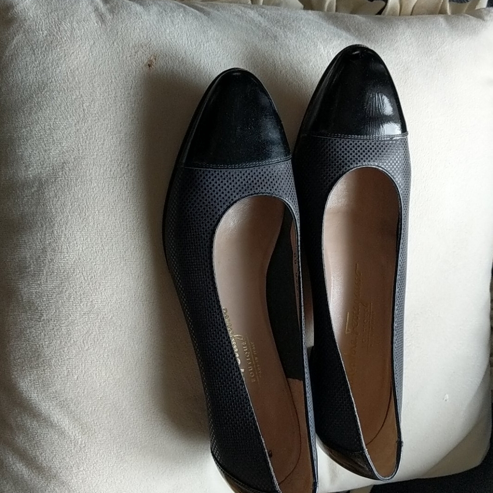 Salvatore Ferragamo low heeled shoes